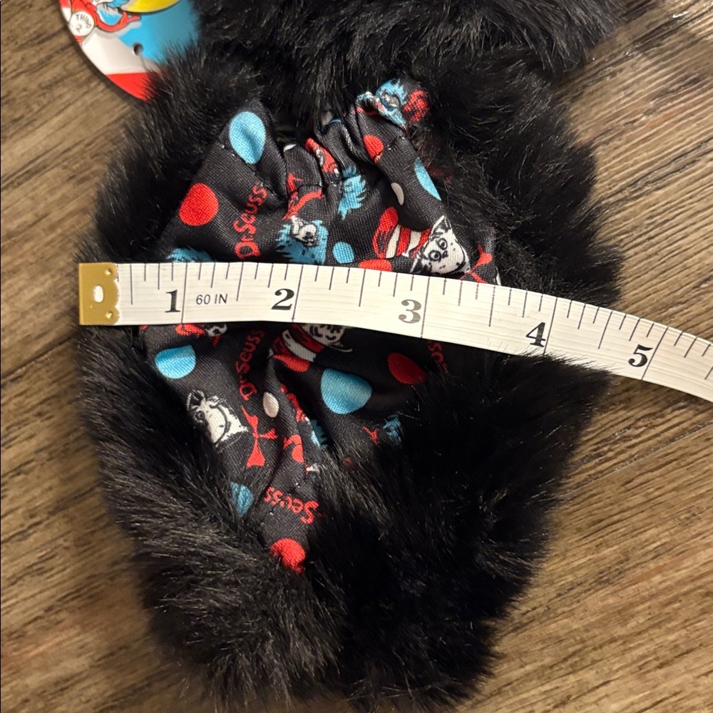 NWT [Elope] Dr. Seuss The Cat in the Hat Fingerless Faux Fur Glove Paws One Size - Picture 12 of 13